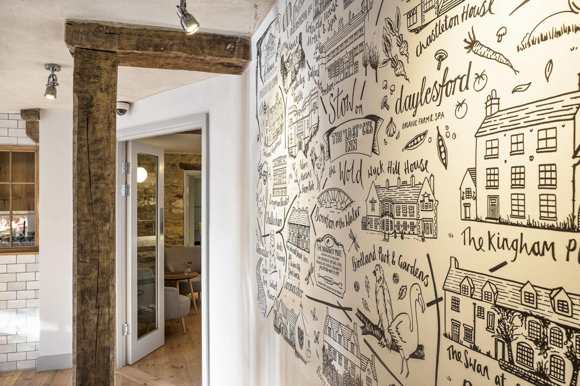 The Old Stocks Inn Stow-on-the-Wold ภายนอก รูปภาพ
